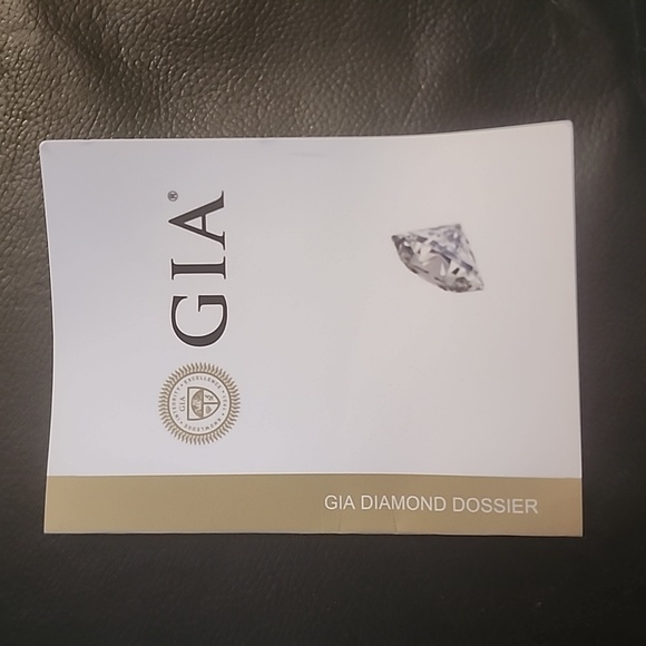 GIA Diamond Ring - Picture 4 of 7